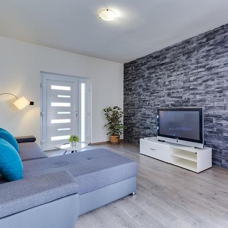 Apartment A & J Petrcane Εξωτερικό φωτογραφία