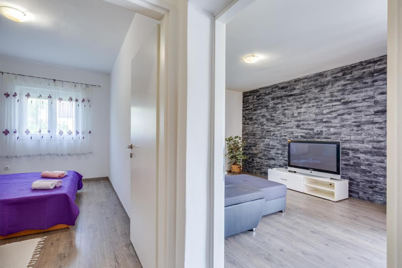 Apartment A & J Petrcane Εξωτερικό φωτογραφία